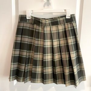 Never Worn, Unic, Bought in Italy, High Waisted Pleated Skirt, Green Plaid, SZ L